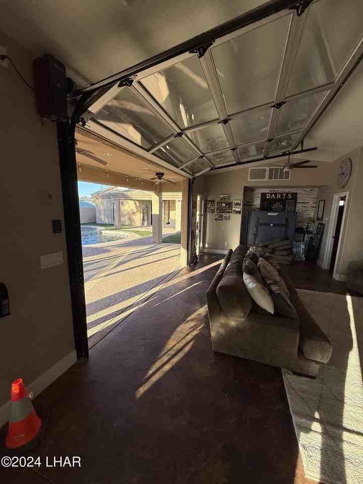 4105 Highlander Avenue - Photo 6 of 18