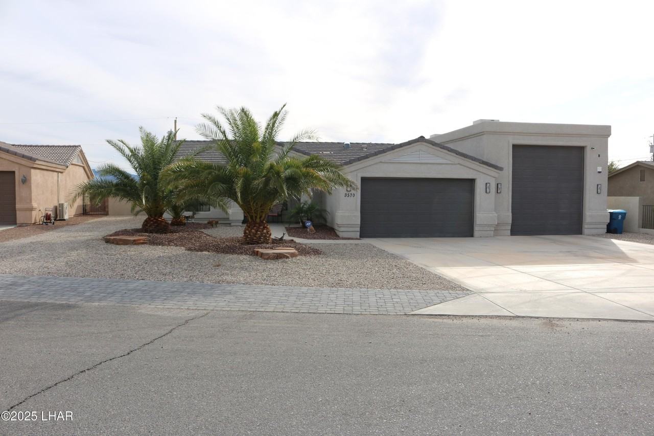 3570 Stanford Dr - Photo 2 of 35