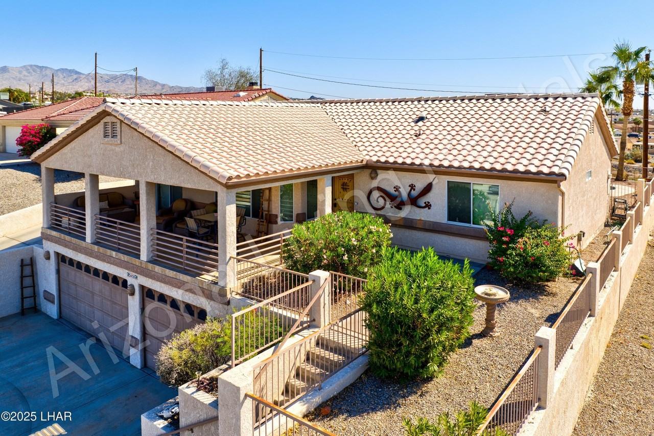 2450 Angler Dr - Photo 2 of 46