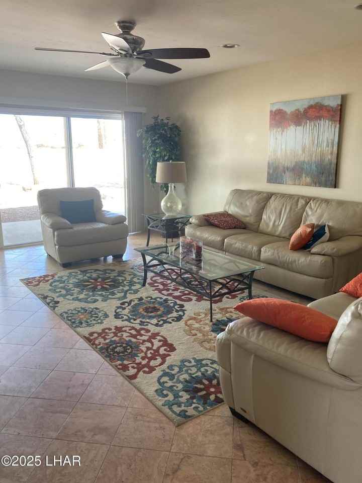 1825 Los Lagos Cir - Photo 3 of 14