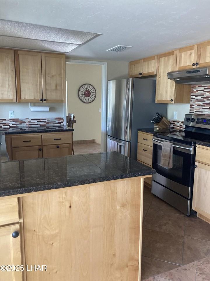 1825 Los Lagos Cir - Photo 7 of 14