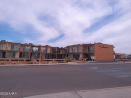 featured image of 89 Acoma Blvd N Apt 20 #20