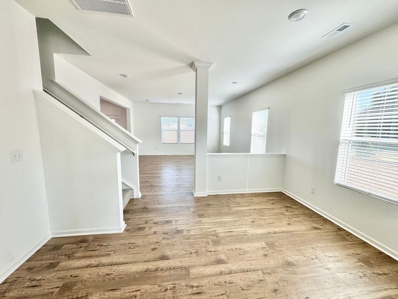 108 Cougar Ln - Photo 2 of 20