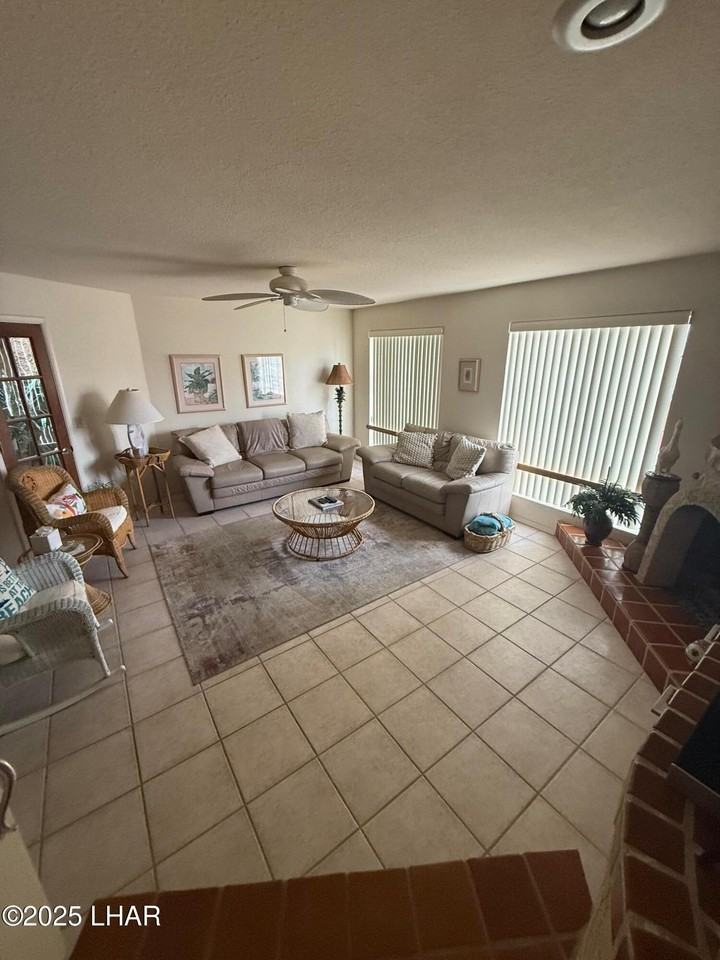 2175 Snead Dr Unit 2 #2 - Photo 5 of 17