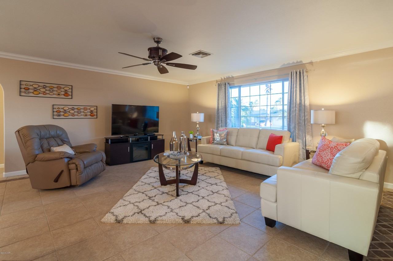 3781 Solar Bay - Photo 6 of 45