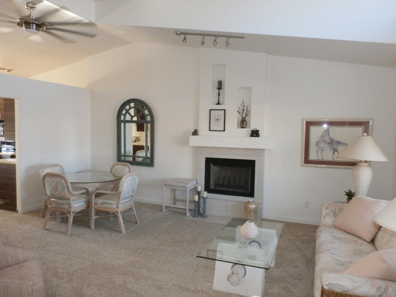 1781 Firefly Dr - Photo 4 of 32