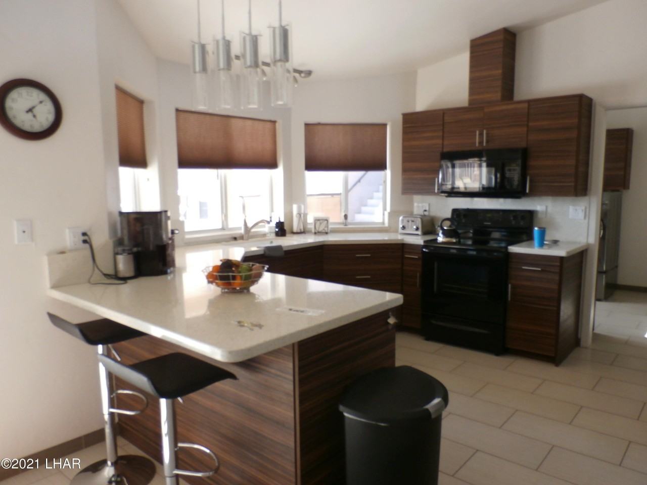 1781 Firefly Dr - Photo 6 of 32