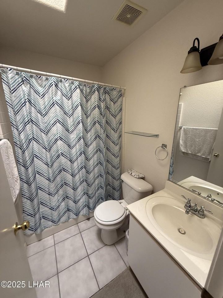 2341 Rainbow Ave N - Photo 7 of 17