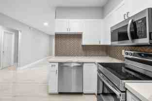 3048 N Dixie Hwy - Photo 1 of 1