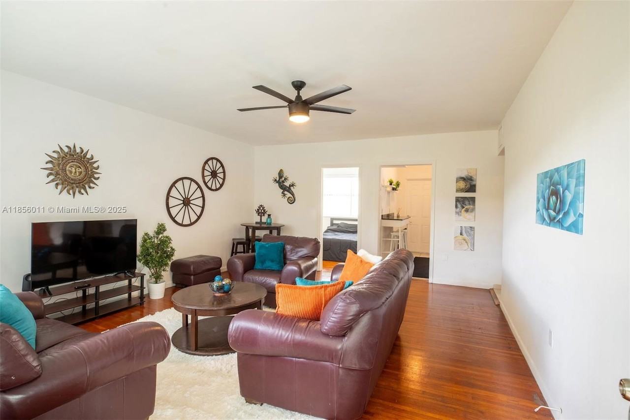 1265 Marseille Dr #32 - Photo 2 of 8