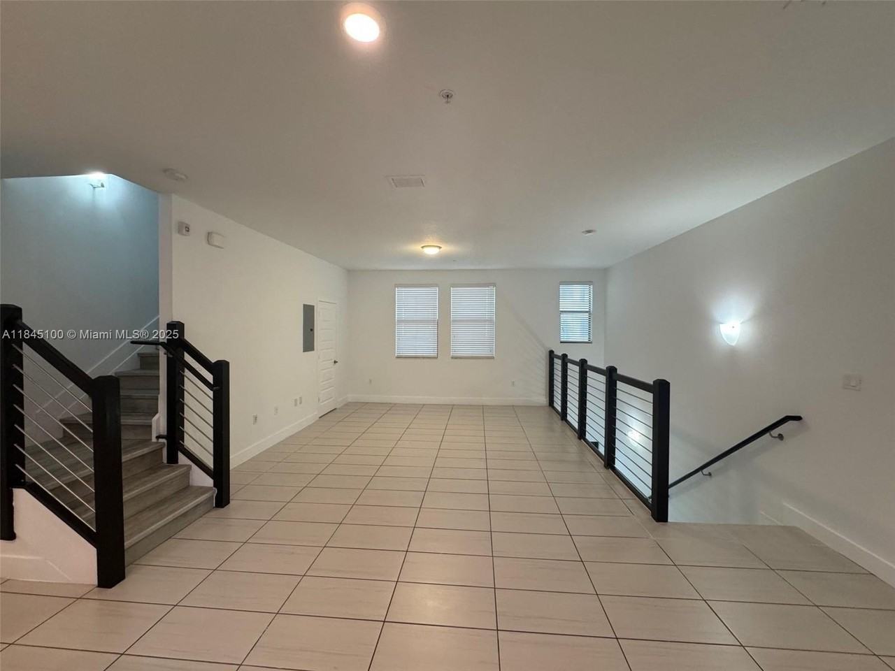 10461 Nw 82nd St #6 - Photo 6 of 21