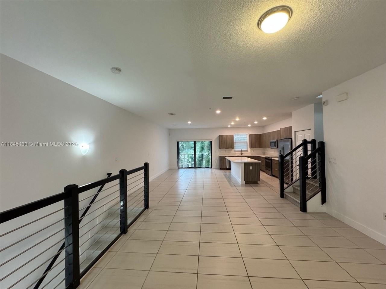 10461 Nw 82nd St #6 - Photo 7 of 21