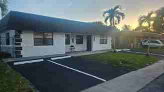 7640 Sw 10th St #B - Photo 1 of 1