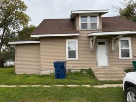 131 13th St Sw - Photo 1 of 1