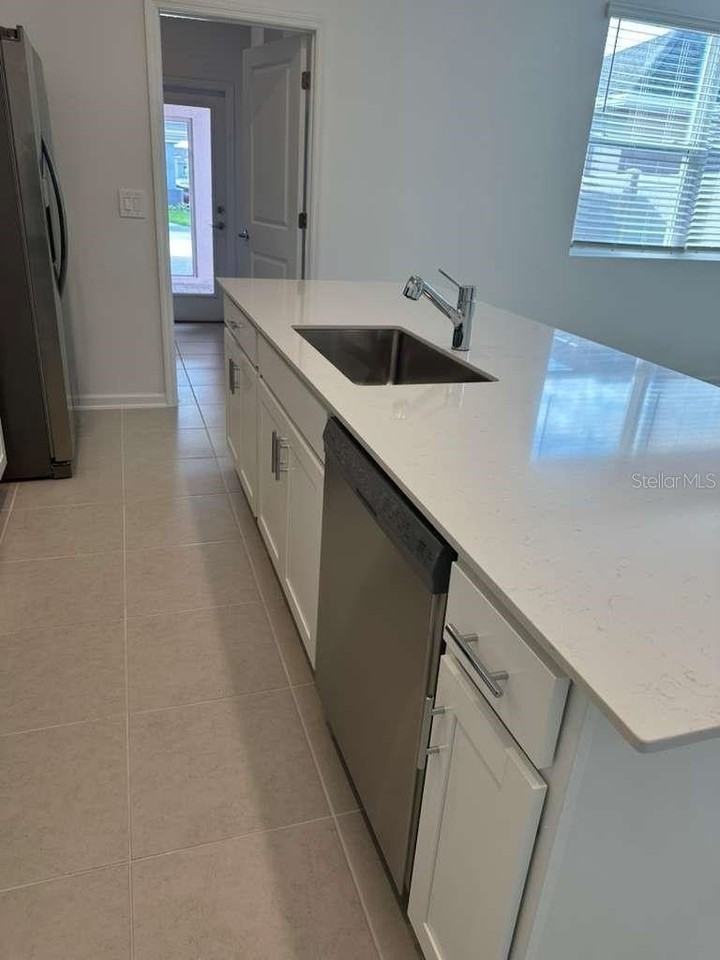 1897 Fulfillment Dr - Photo 5 of 37