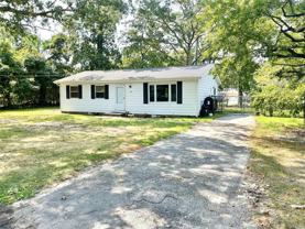134 Longfellow Dr - Photo 1 of 1