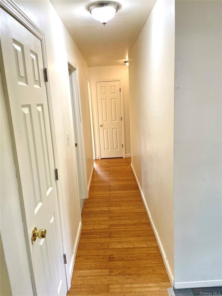 134 Longfellow Dr - Photo 7 of 12