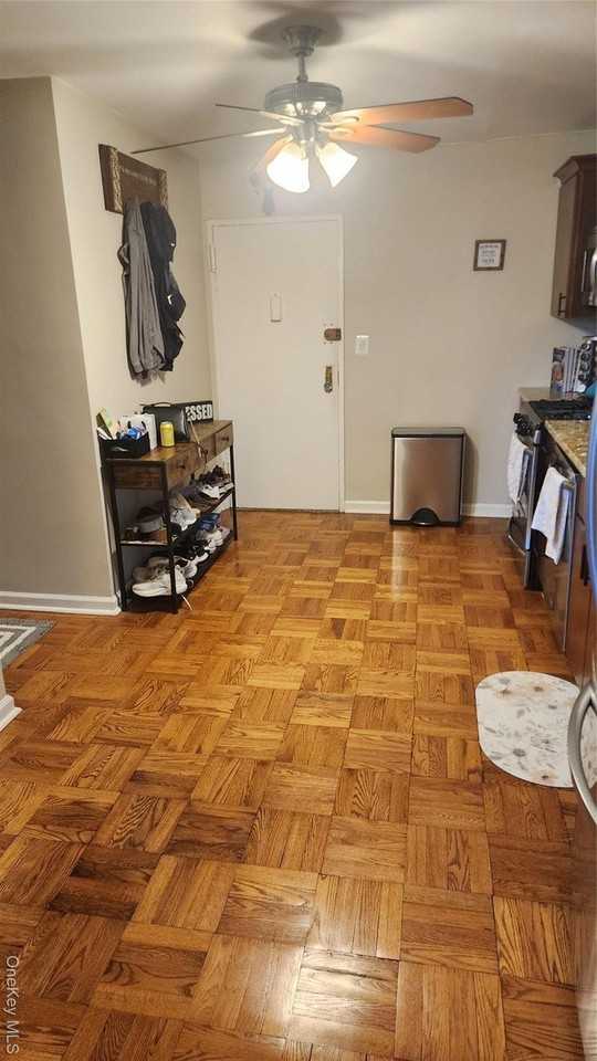 3 Remsen Rd #2F - Photo 4 of 22