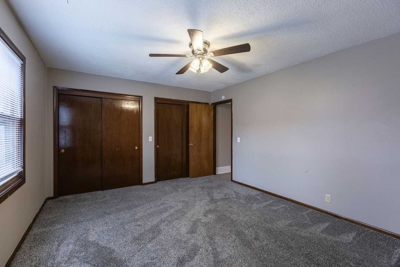 Oak Ridge Apartments in Millard - Photo 6 of 9