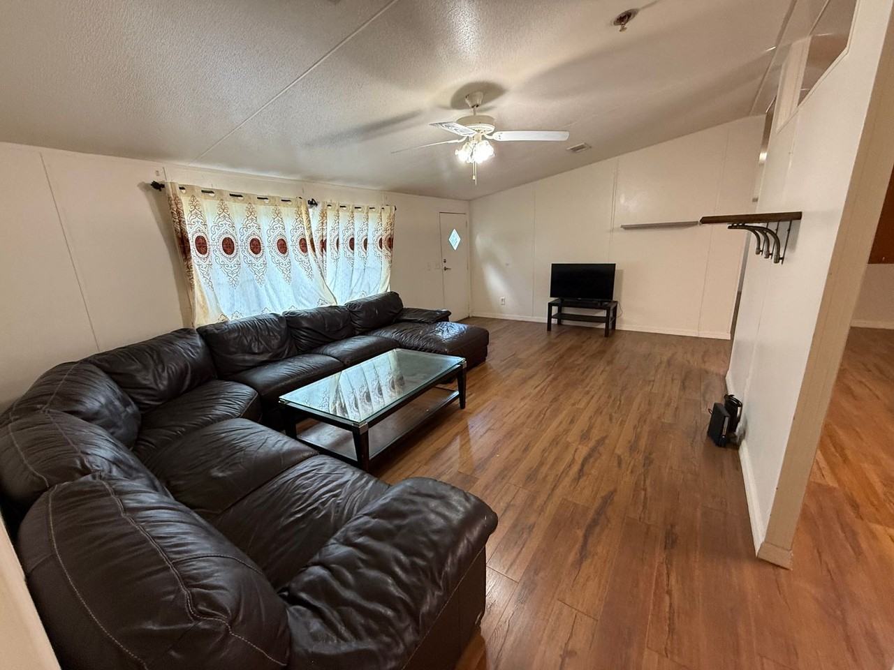 12428 Sw Archer Rd - Photo 2 of 22