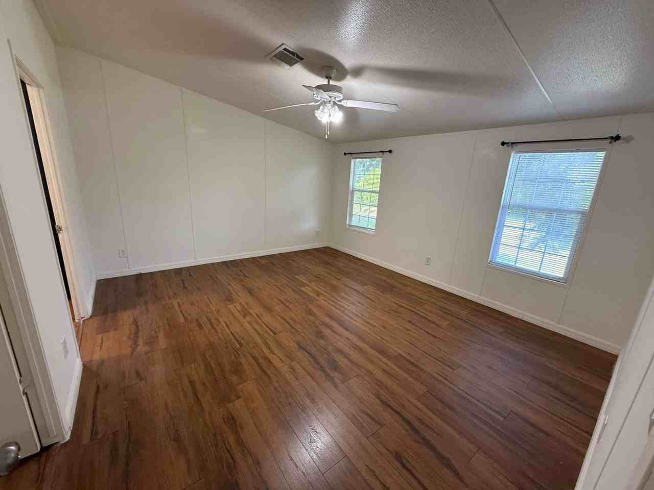 12428 Sw Archer Rd - Photo 3 of 22