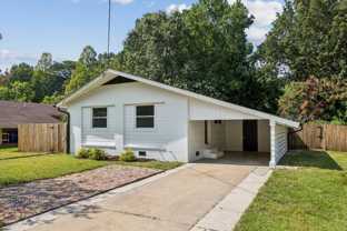 13 Colberts Ln Apt A #Apt A - Photo 1 of 1