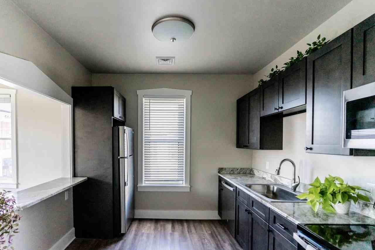 Market Street Commons A - Photo 2 of 18