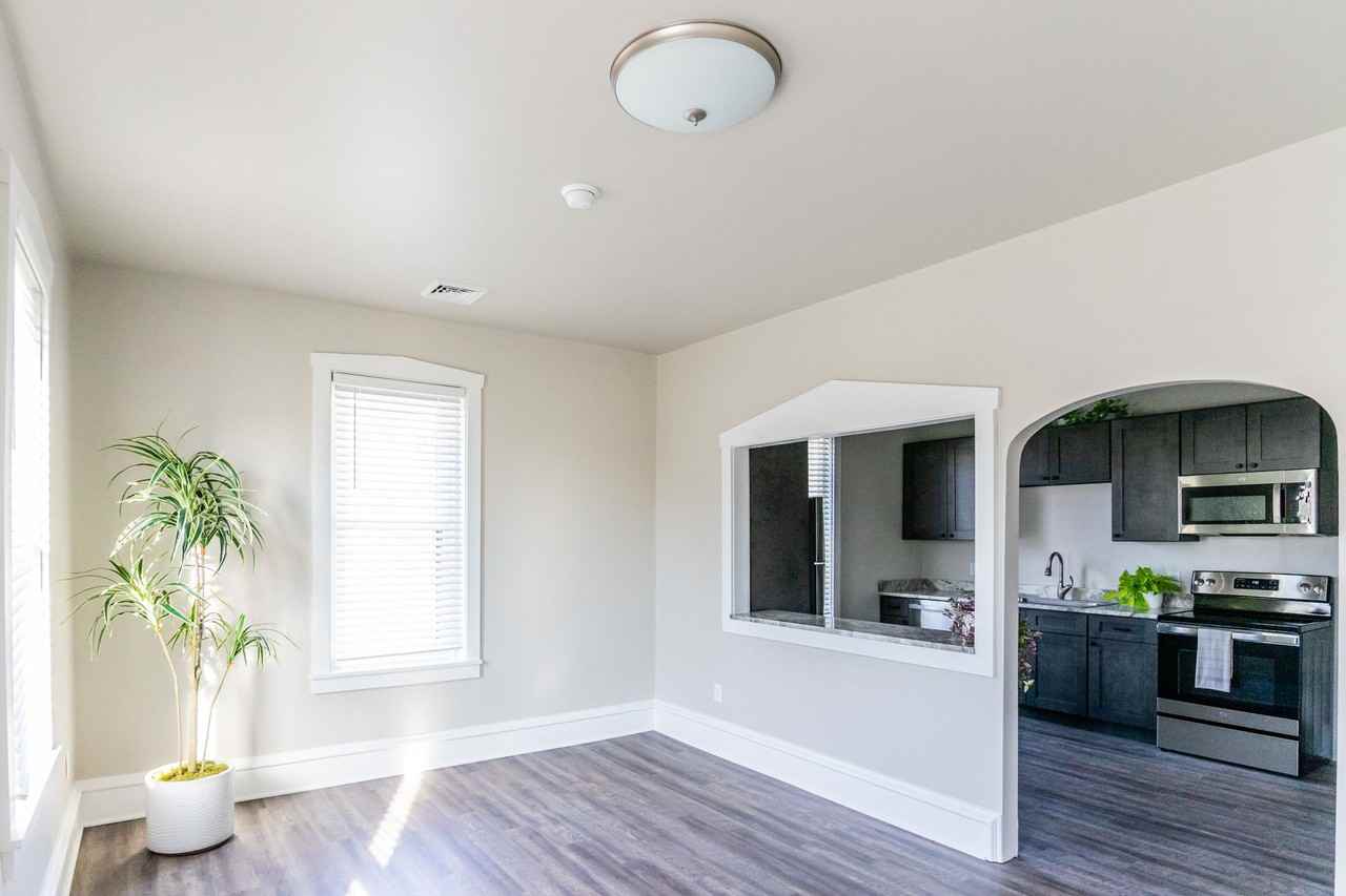 Market Street Commons A - Photo 6 of 18