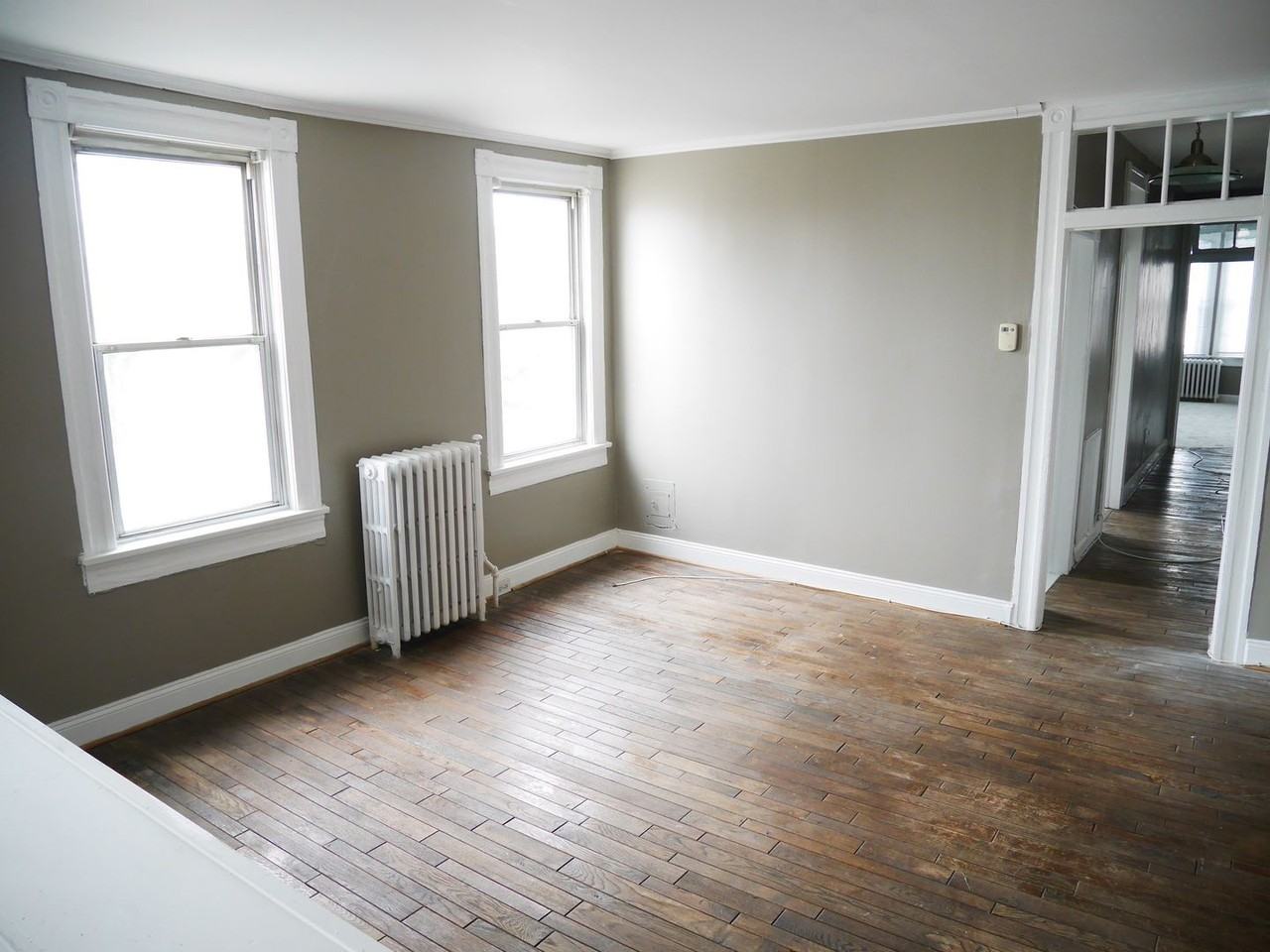 643 S Potomac St - Photo 3 of 16