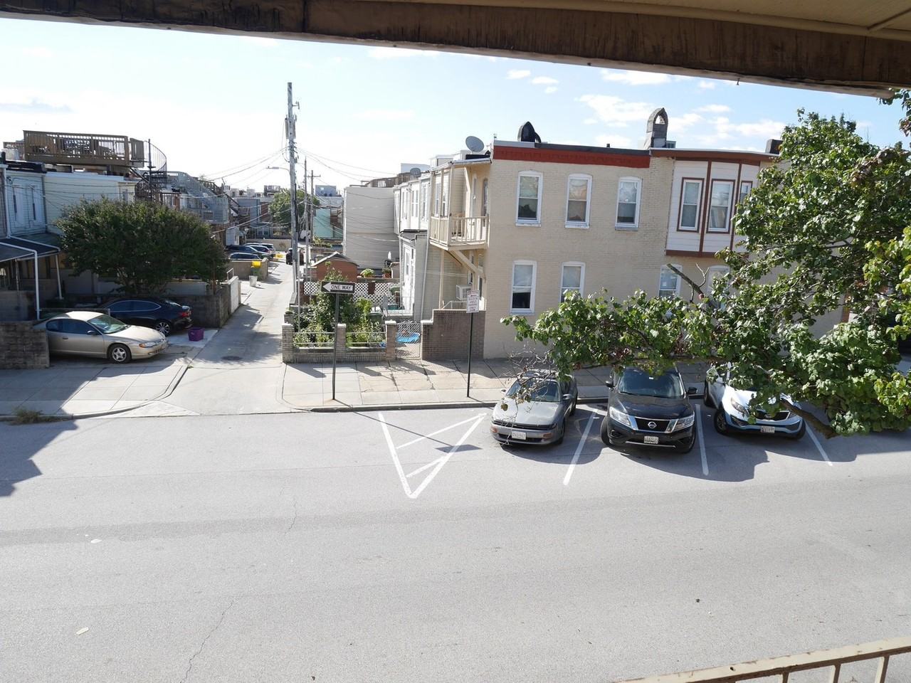 643 S Potomac St - Photo 7 of 16