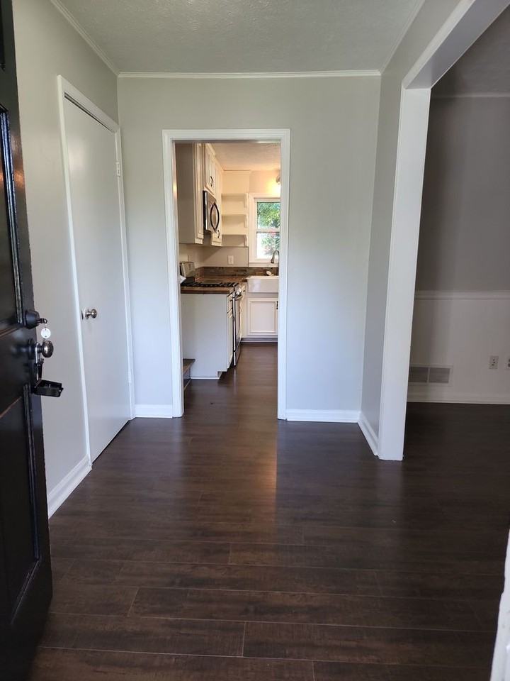 1476 Dupree Road - Photo 2 of 19