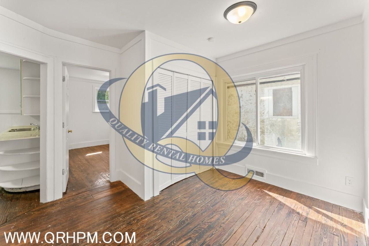 120 E Lakeview Ave - Photo 5 of 17