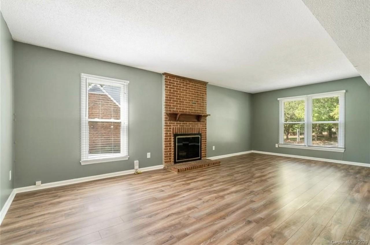 11610 Charnwood Ct - Photo 4 of 12