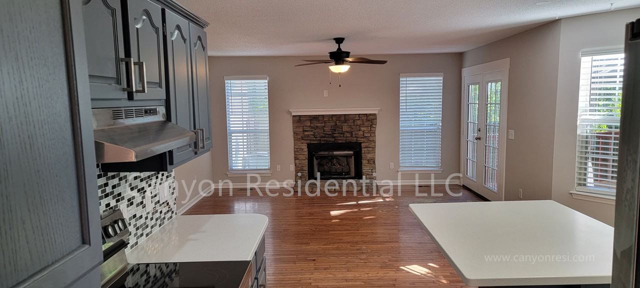 2127 Morris Hill Rd - Photo 3 of 20