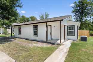 520 Lenora Dr #B - Photo 1 of 1