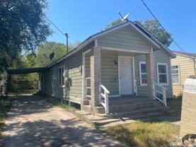 611 Elesa St - Photo 1 of 1