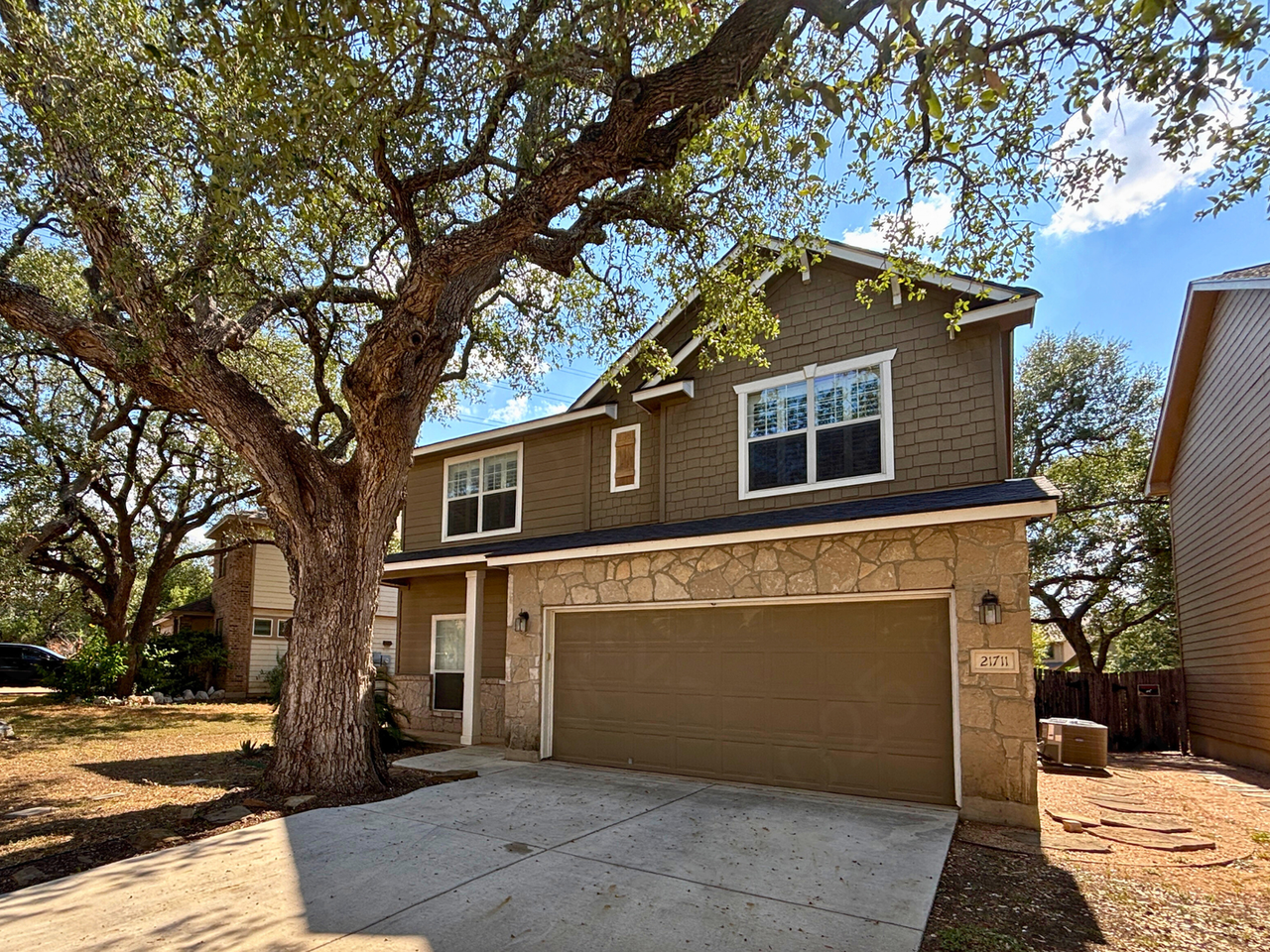 21711 Thunder Basin - Photo 2 of 25