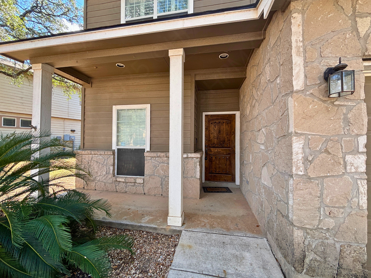 21711 Thunder Basin - Photo 5 of 25