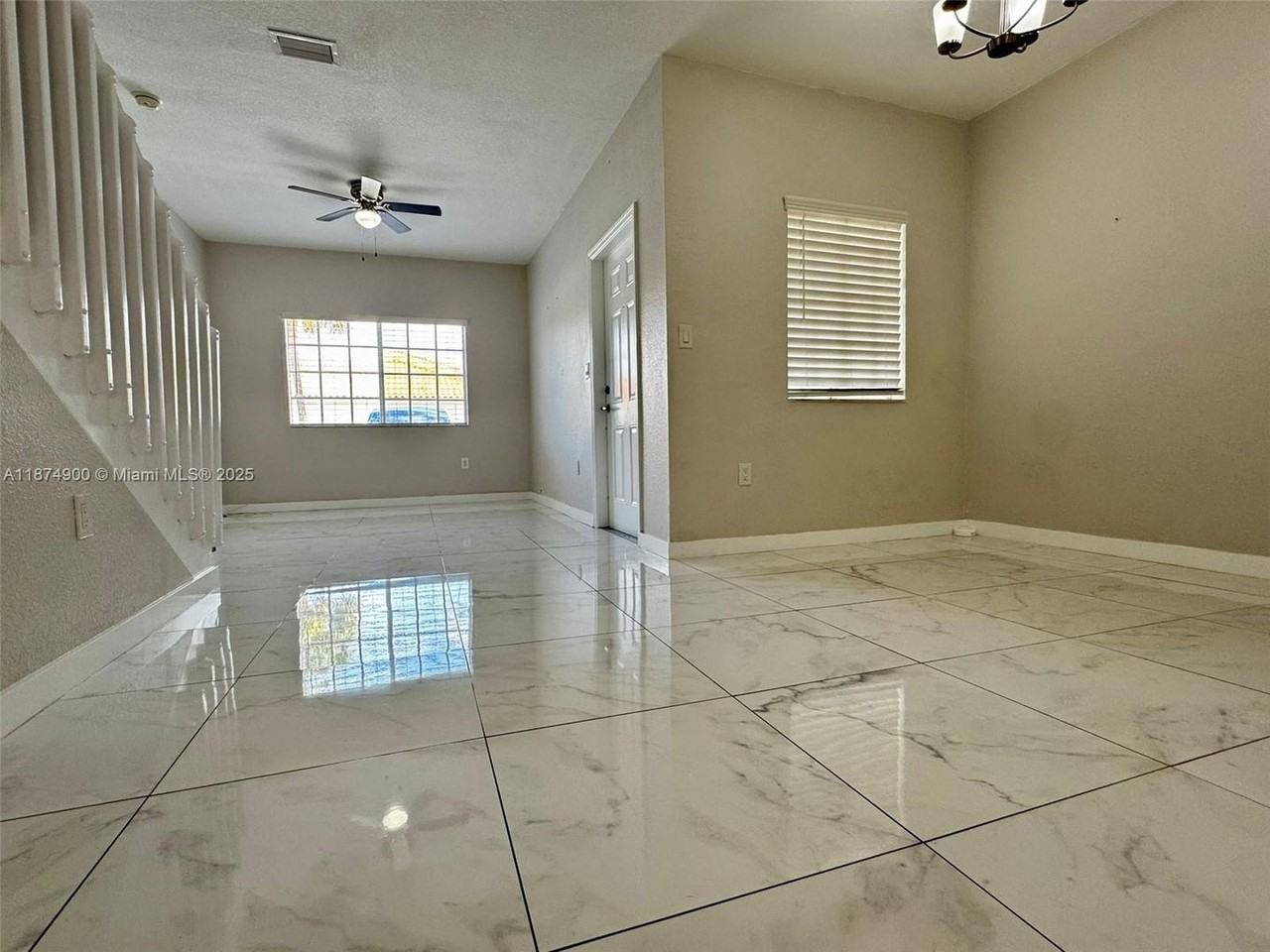 10968 Sw 182nd Ln - Photo 6 of 17