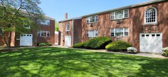 Bradford Hall Apartments - Photo 1 of 1