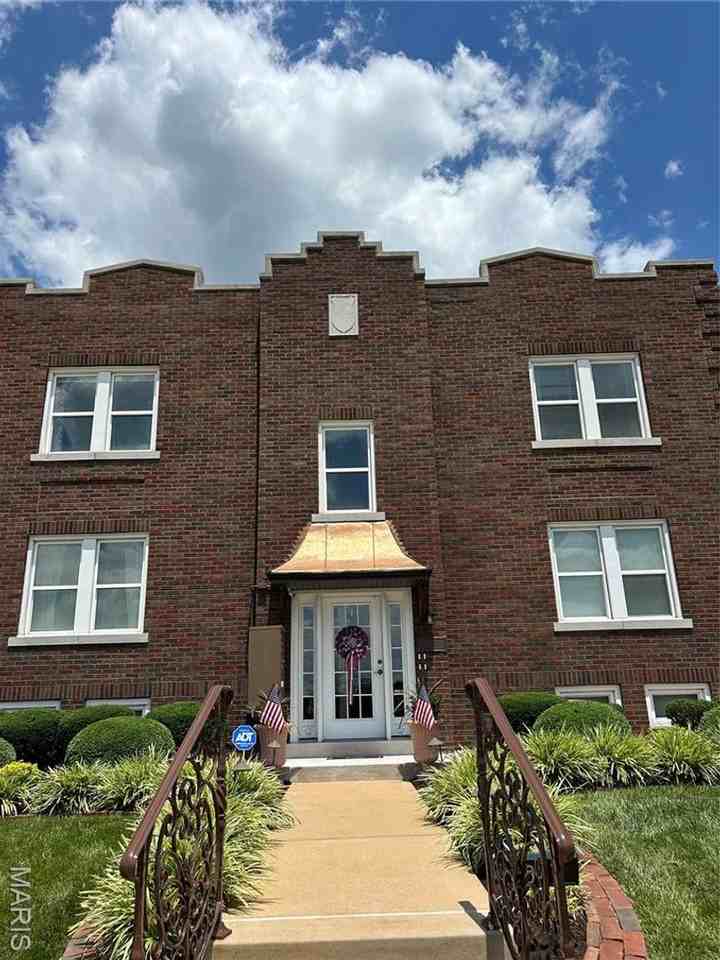 6607 Clayton Rd #2E - Photo 3 of 33