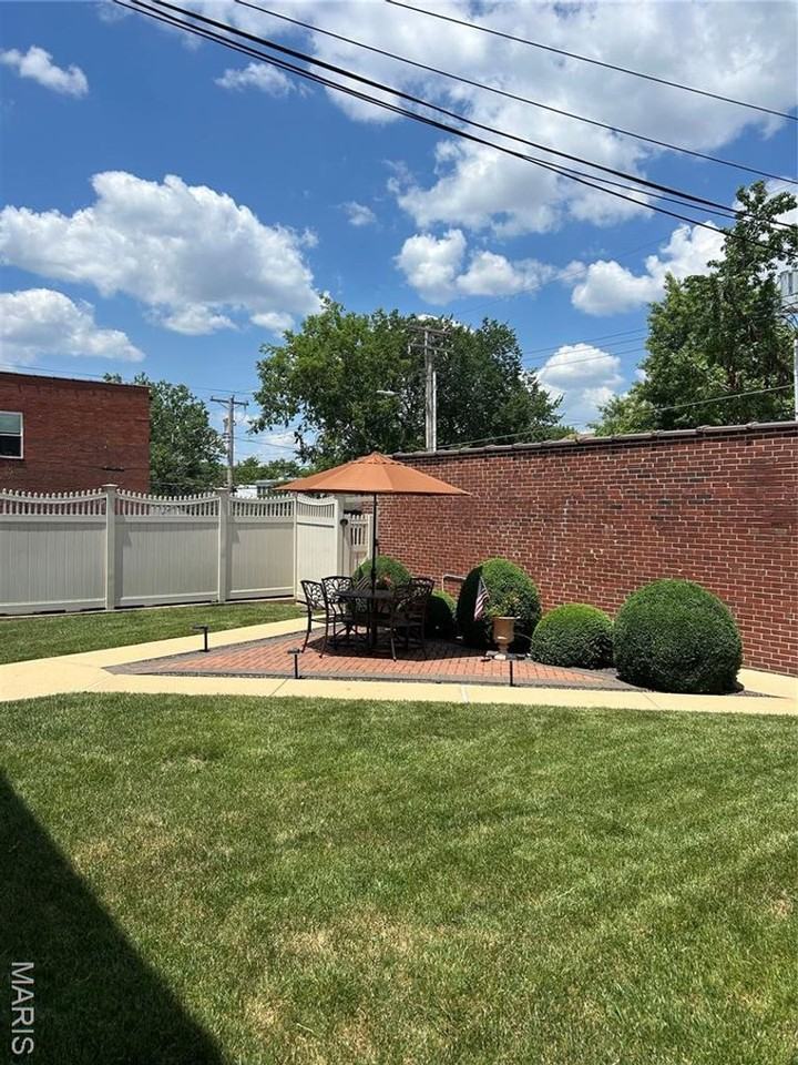 6607 Clayton Rd #2E - Photo 5 of 33