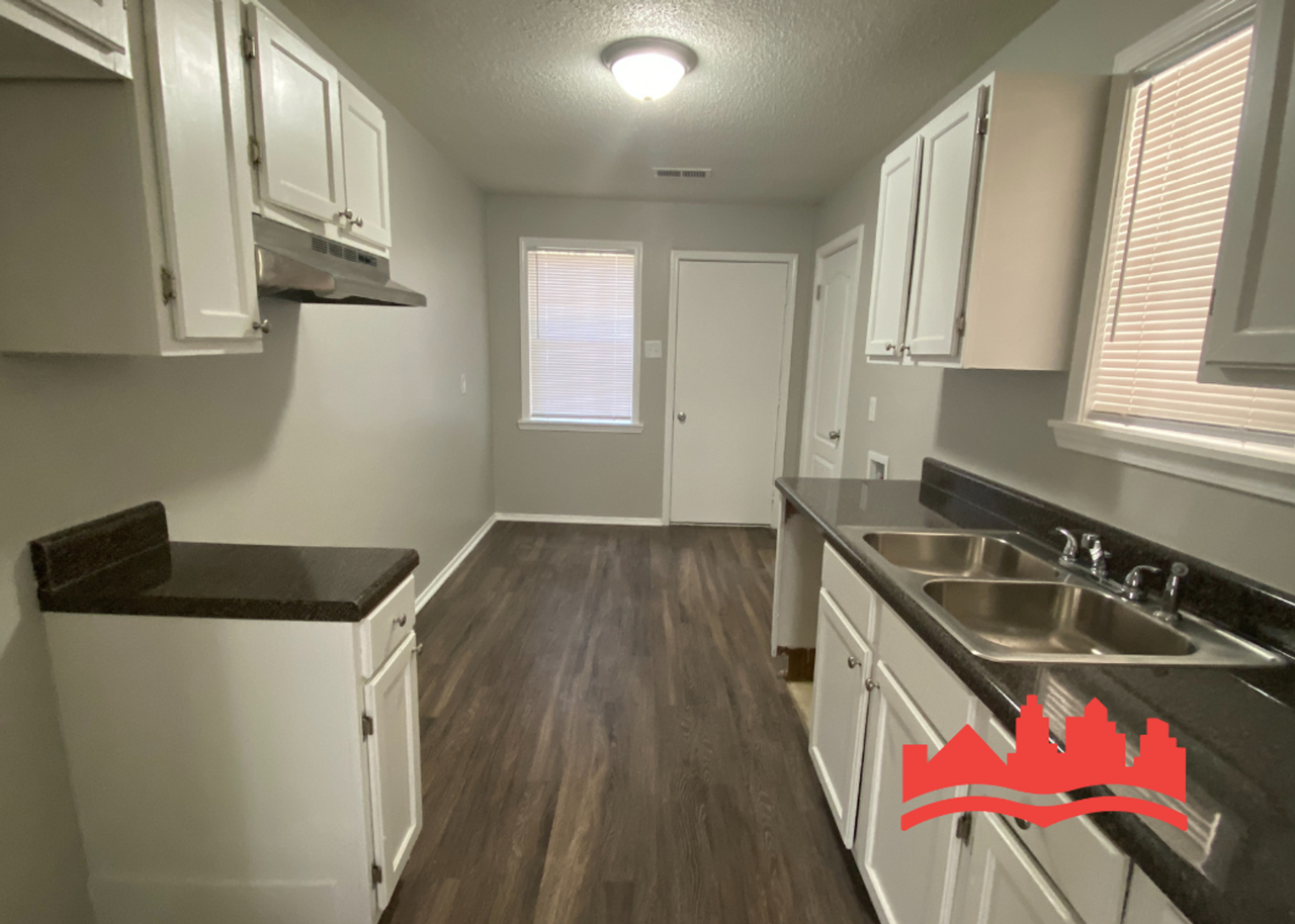 3572 Suzanne Dr - Photo 6 of 15