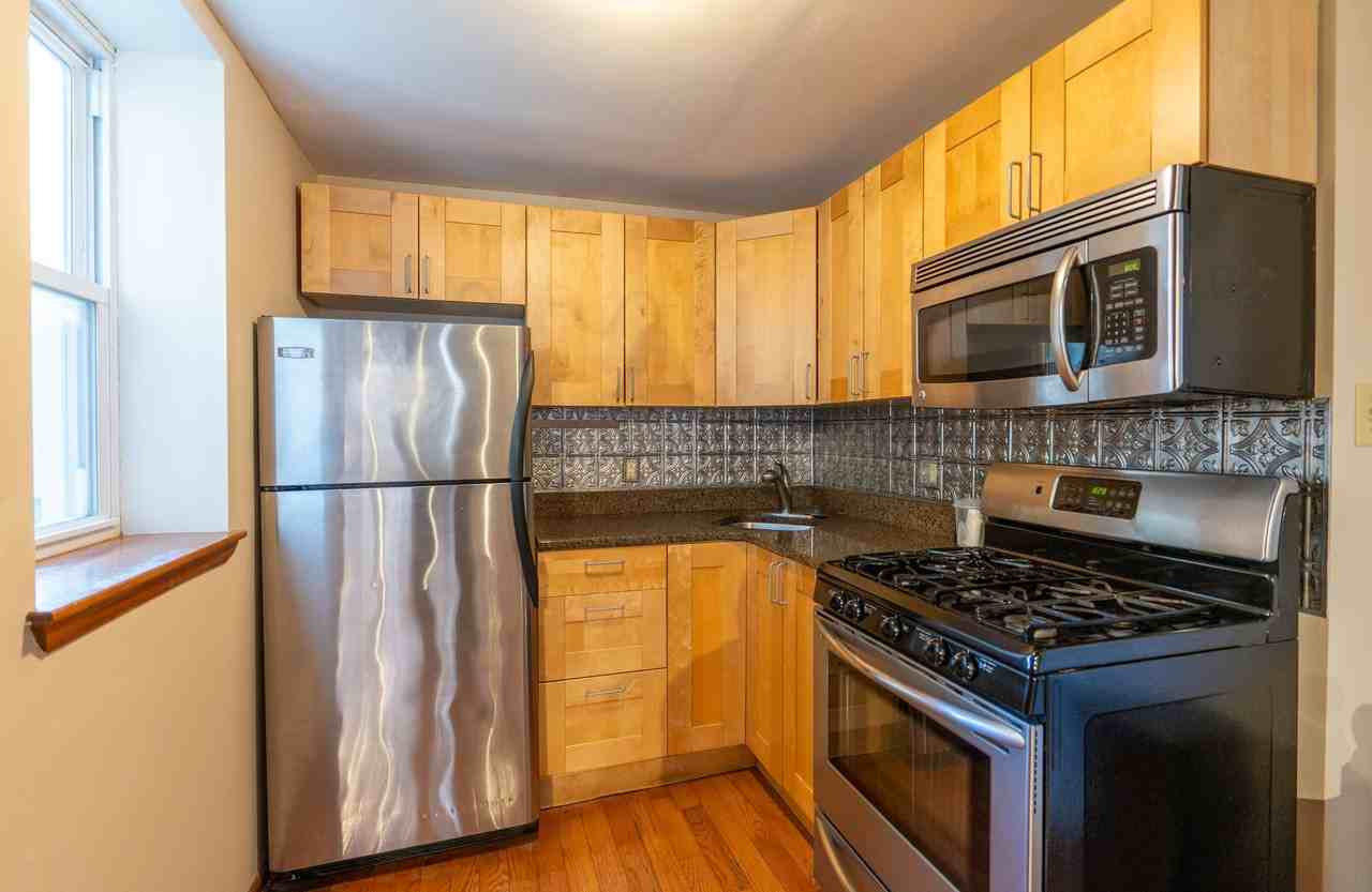 2820 S Smedley St - Photo 5 of 26