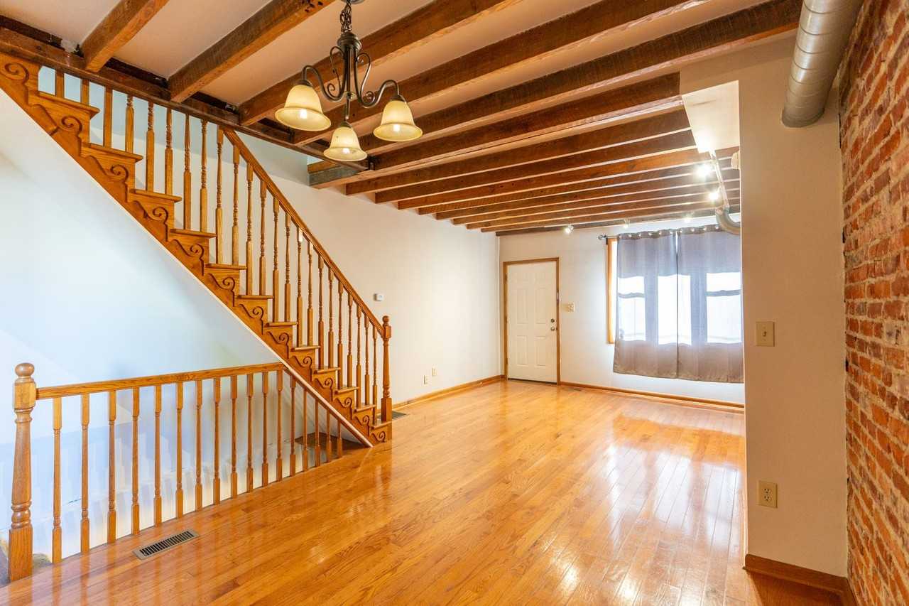 2820 S Smedley St - Photo 7 of 26