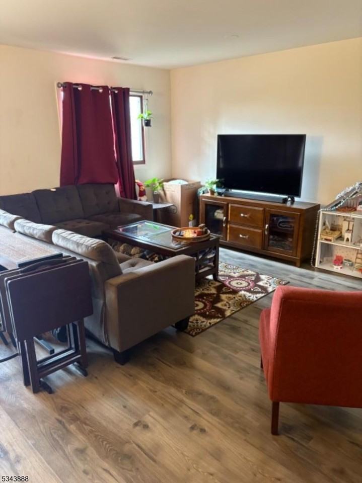 1 Gray Rock Dr Unit 5 - Photo 6 of 7