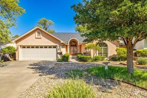 featured image of 418 S Adams St