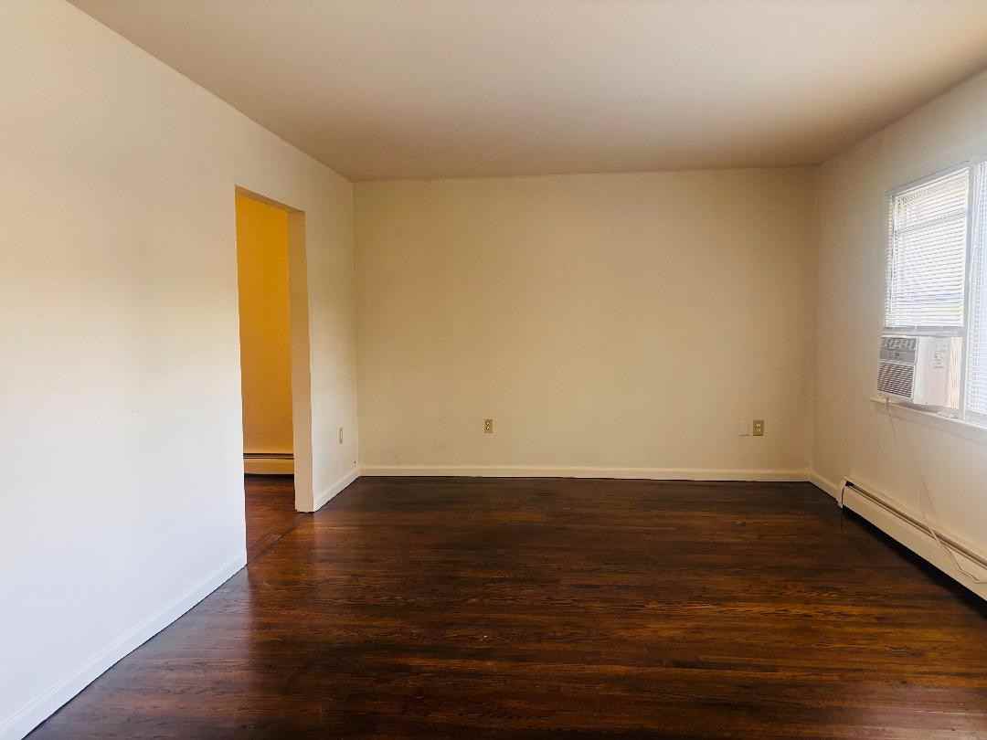 22 Grasmere Ave - Photo 3 of 12