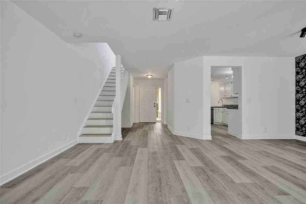 11652 Nw 19th Dr - Photo 6 of 50