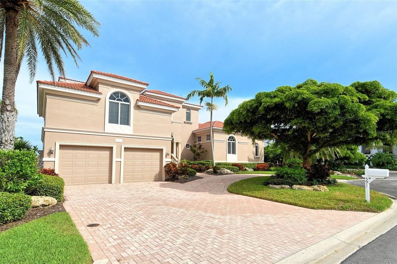 591 Putting Green Ln - Photo 3 of 50